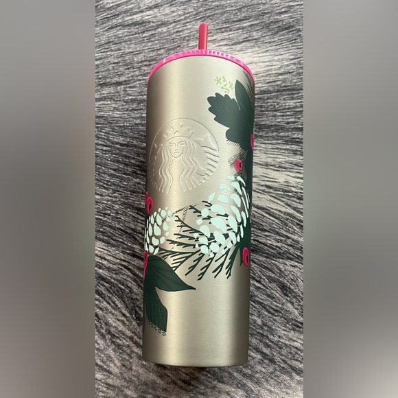 NWT Starbucks 24oz Winter/Holiday Greenery Metal Cold Beverage Tumbler - Picture 1 of 8